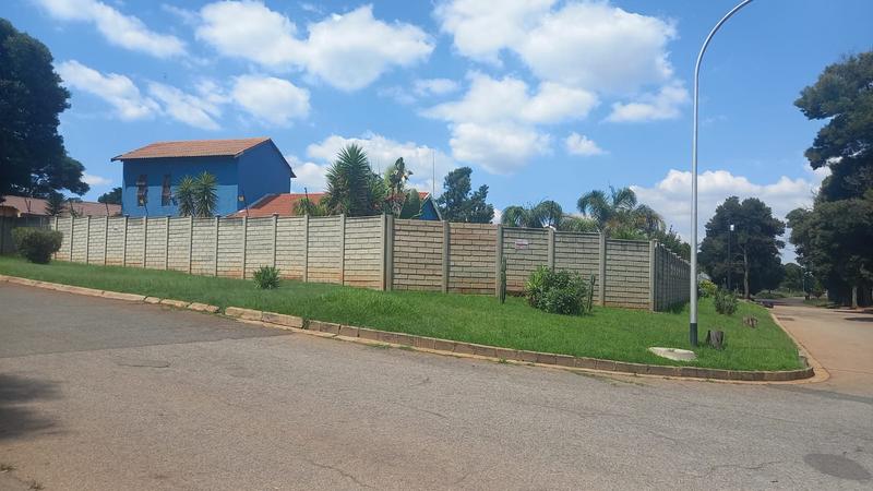 4 Bedroom Property for Sale in Hillshaven Gauteng