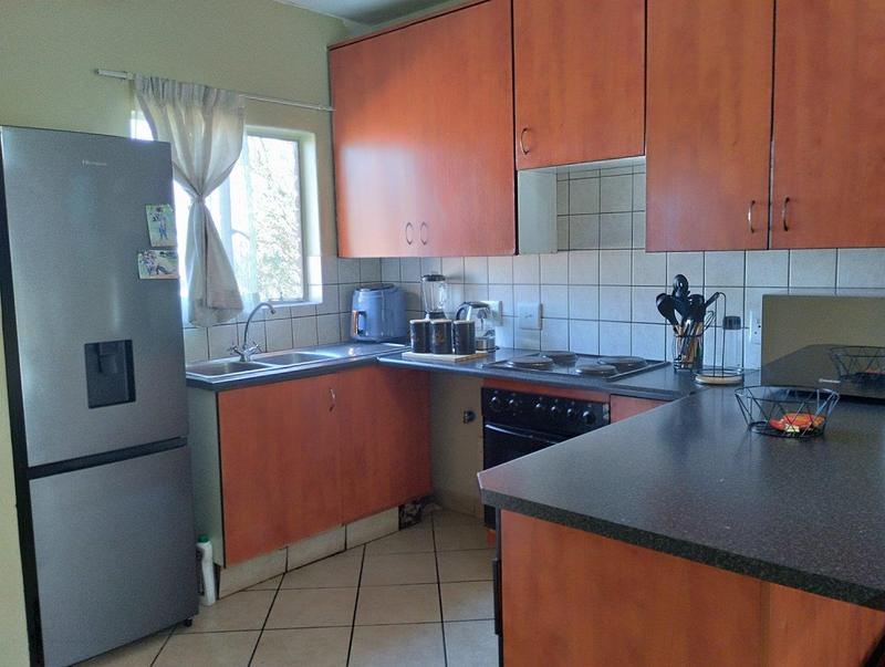 2 Bedroom Property for Sale in Vorna Valley Gauteng