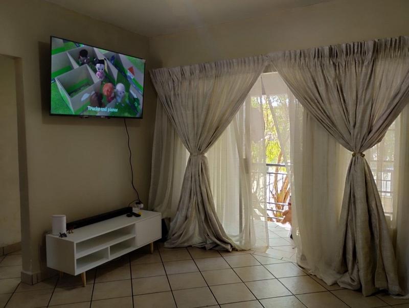 2 Bedroom Property for Sale in Vorna Valley Gauteng