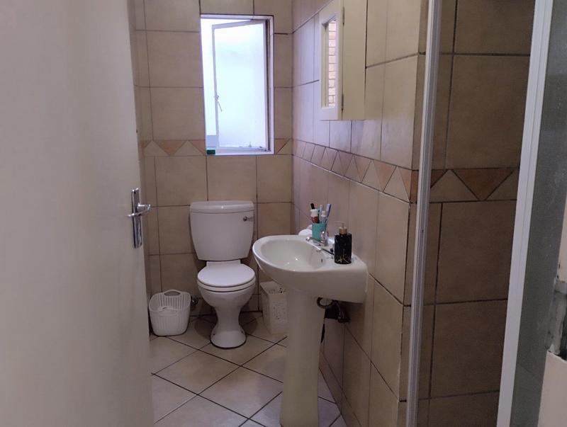 2 Bedroom Property for Sale in Vorna Valley Gauteng