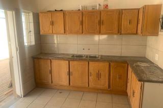 To Let 4 Bedroom Property for Rent in Claremont Gauteng