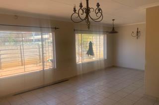 To Let 4 Bedroom Property for Rent in Claremont Gauteng