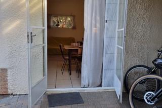 To Let 1 Bedroom Property for Rent in Queenswood Gauteng