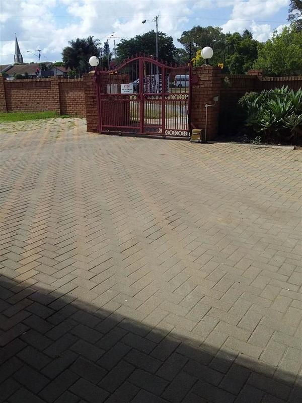 To Let 1 Bedroom Property for Rent in Rietfontein Gauteng