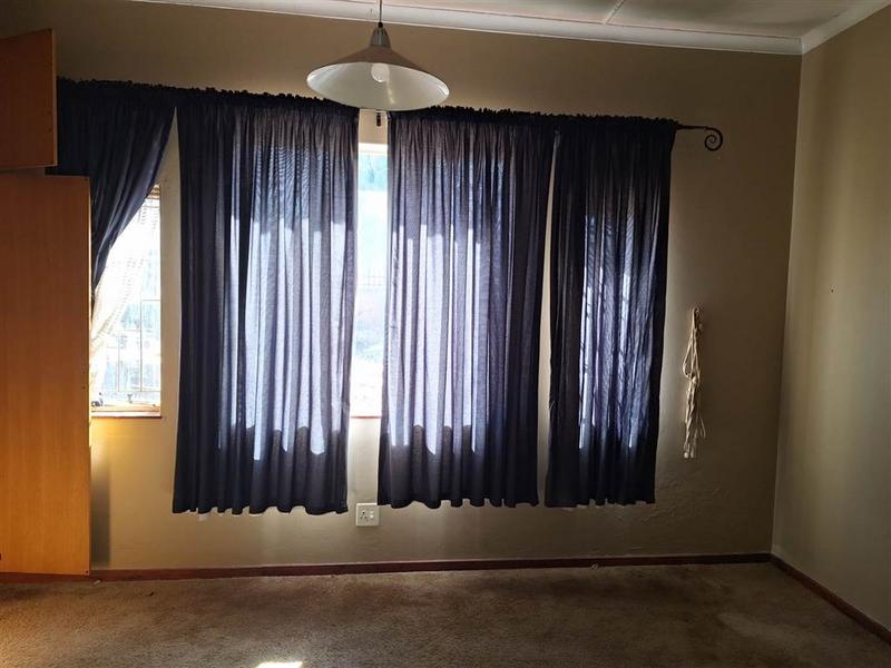 To Let 1 Bedroom Property for Rent in Sunnyside Gauteng