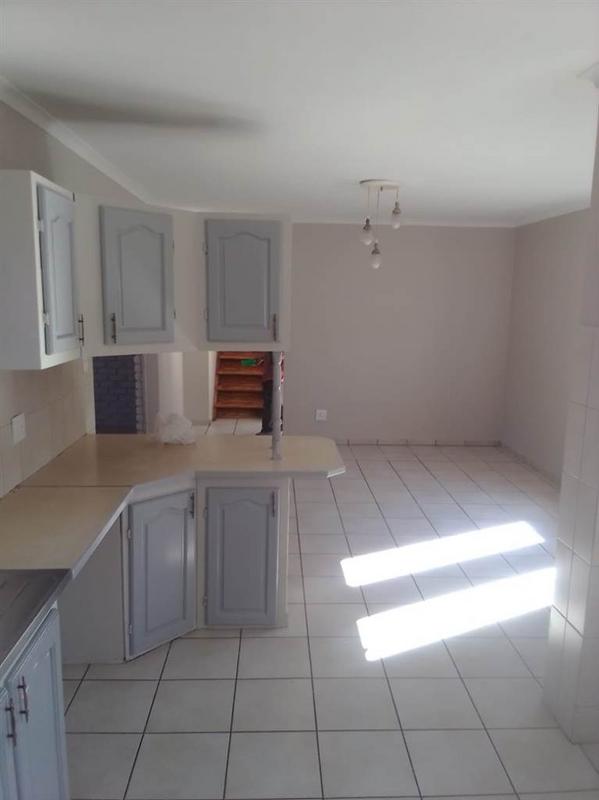 To Let 5 Bedroom Property for Rent in Villieria Gauteng