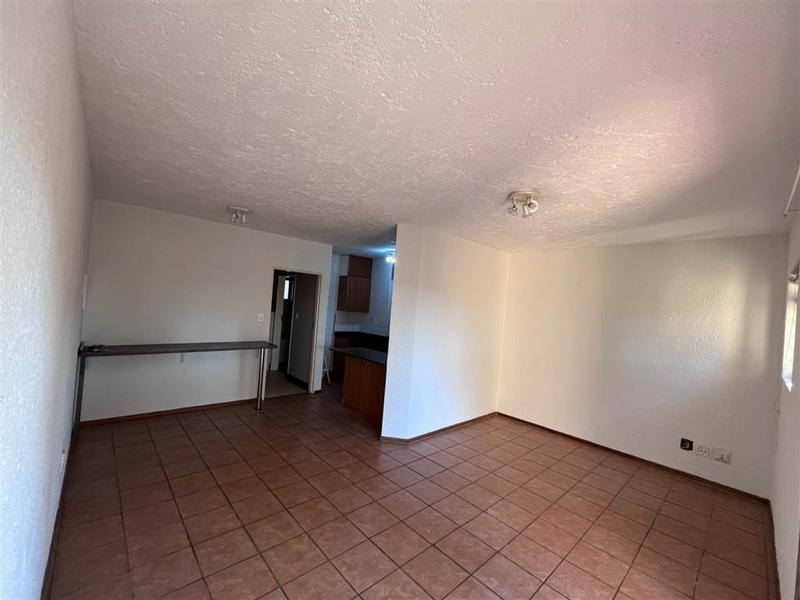 To Let 1 Bedroom Property for Rent in Waterkloof Ridge Gauteng