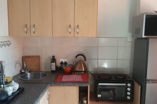 To Let 1 Bedroom Property for Rent in Waterkloof Ridge Gauteng