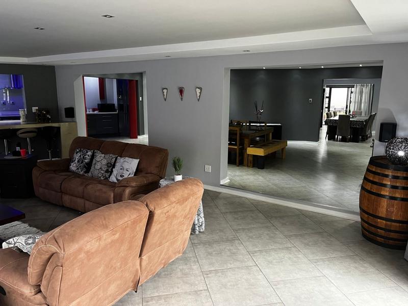 3 Bedroom Property for Sale in Vanderbijlpark SE 3 Gauteng