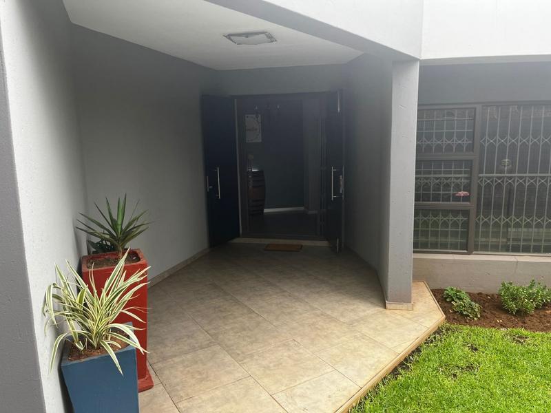 3 Bedroom Property for Sale in Vanderbijlpark SE 3 Gauteng