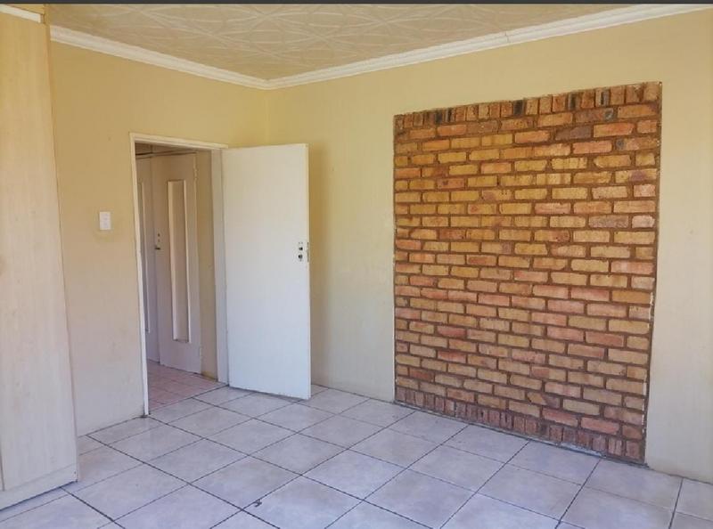 5 Bedroom Property for Sale in Brakpan Gauteng