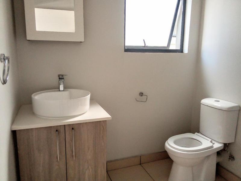 2 Bedroom Property for Sale in Halfway Gardens Gauteng