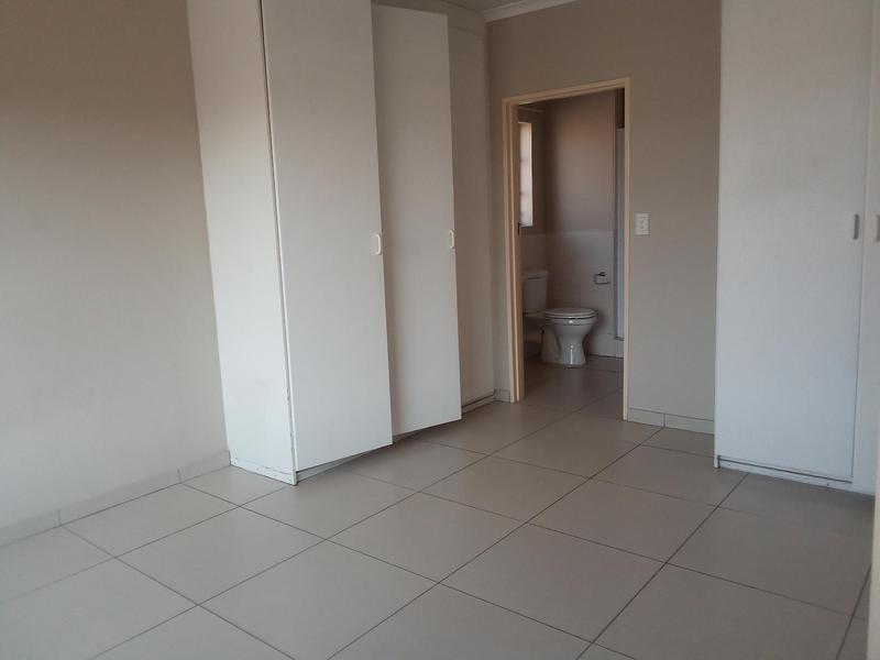 3 Bedroom Property for Sale in Noordwyk Gauteng