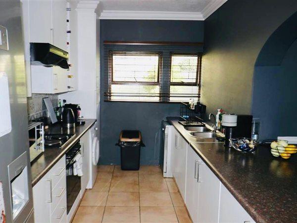 2 Bedroom Property for Sale in Douglasdale Gauteng