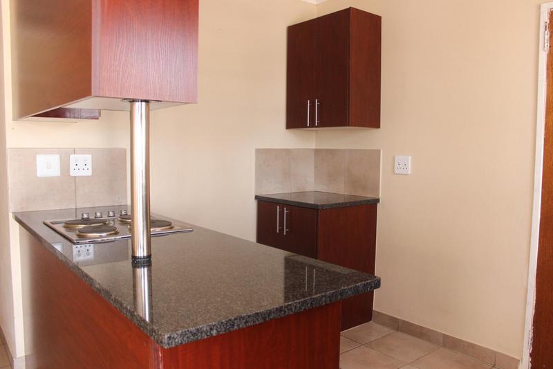 3 Bedroom Property for Sale in Kosmosdal Gauteng