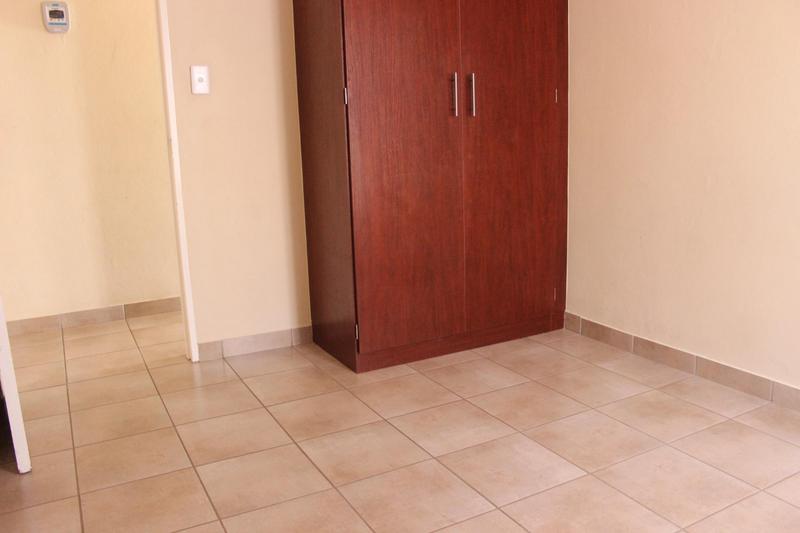 3 Bedroom Property for Sale in Kosmosdal Gauteng