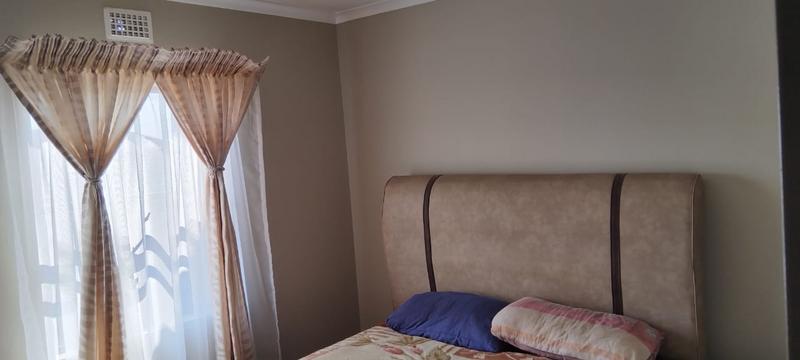 2 Bedroom Property for Sale in Heuweloord Gauteng