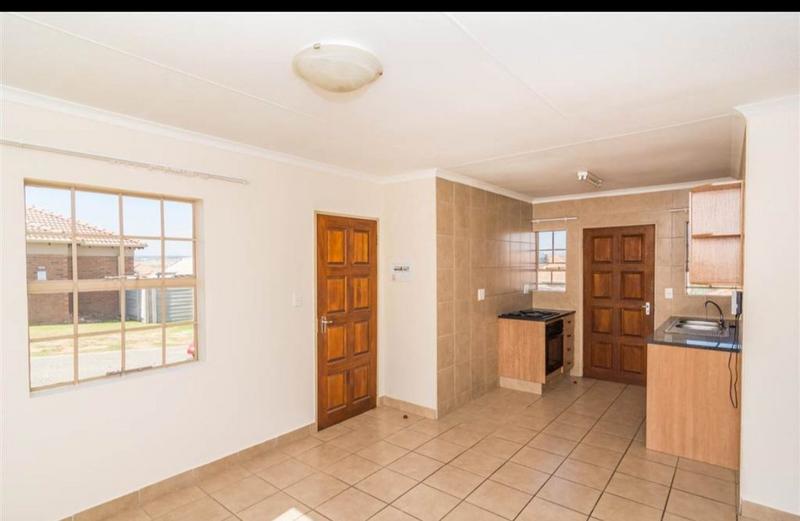 3 Bedroom Property for Sale in Olievenhoutbosch Gauteng