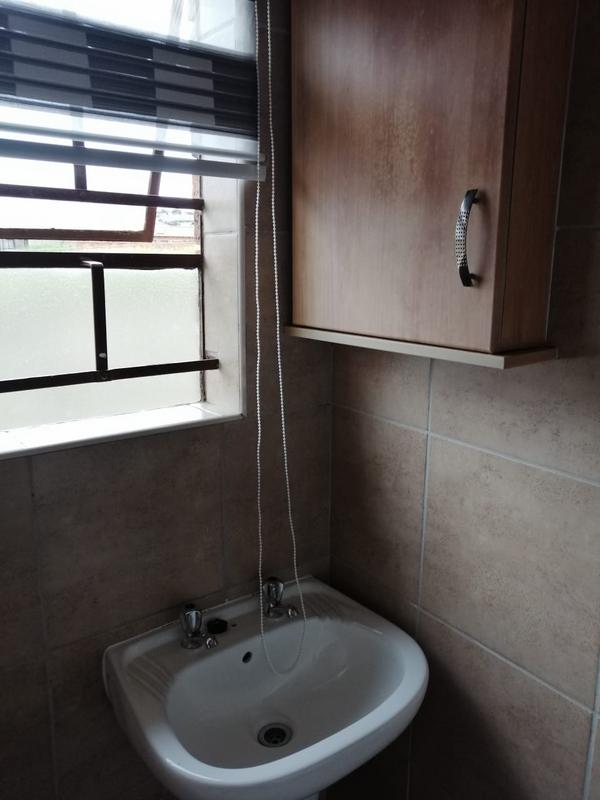 3 Bedroom Property for Sale in Olievenhoutbosch Gauteng