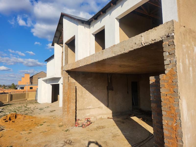 4 Bedroom Property for Sale in Six Fountains Residential Estate Gauteng