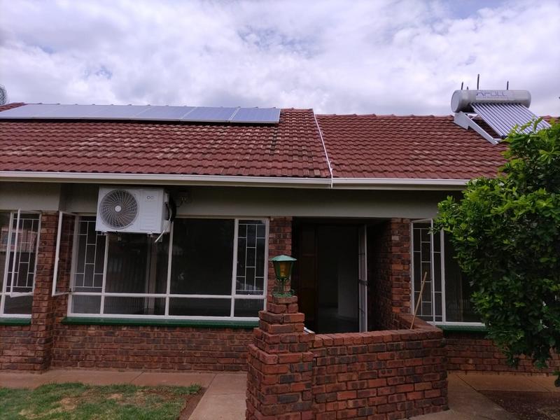 4 Bedroom Property for Sale in Booysens Gauteng