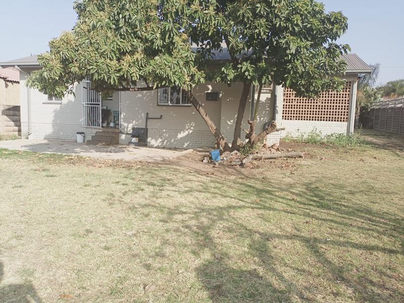 3 Bedroom Property for Sale in Kwaggasrand Gauteng