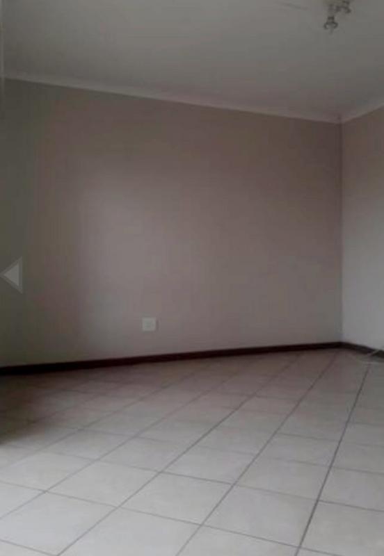 2 Bedroom Property for Sale in Noordwyk Gauteng