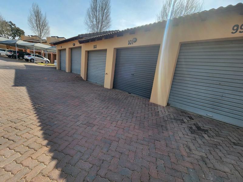 2 Bedroom Property for Sale in Noordwyk Gauteng