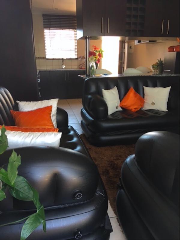 2 Bedroom Property for Sale in Vorna Valley Gauteng