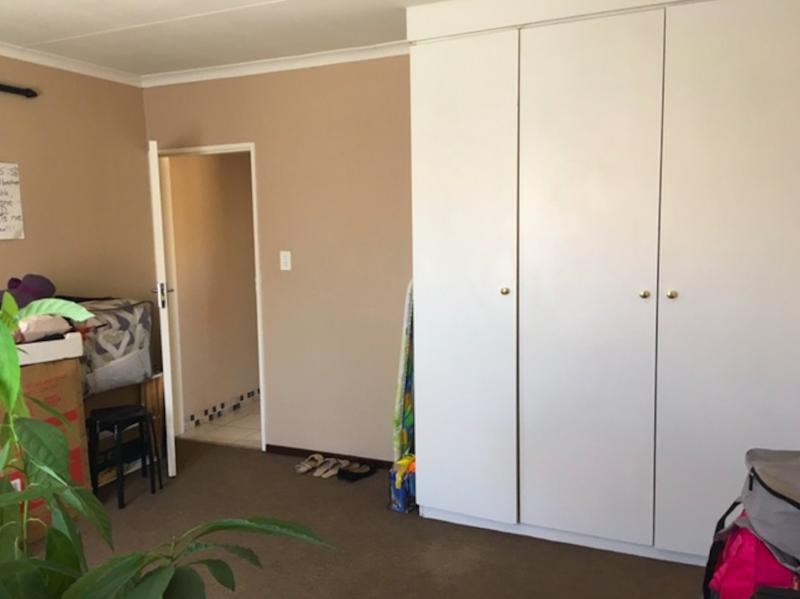 2 Bedroom Property for Sale in Vorna Valley Gauteng