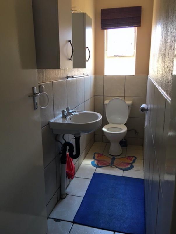 2 Bedroom Property for Sale in Vorna Valley Gauteng