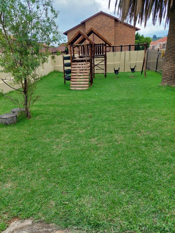 3 Bedroom Property for Sale in Vorna Valley Gauteng