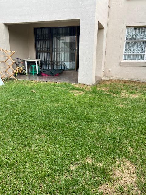 2 Bedroom Property for Sale in Vorna Valley Gauteng