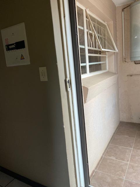 2 Bedroom Property for Sale in Vorna Valley Gauteng