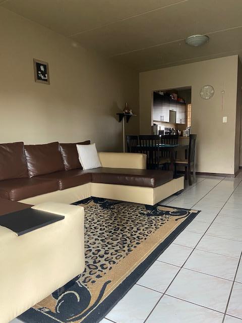 2 Bedroom Property for Sale in Vorna Valley Gauteng