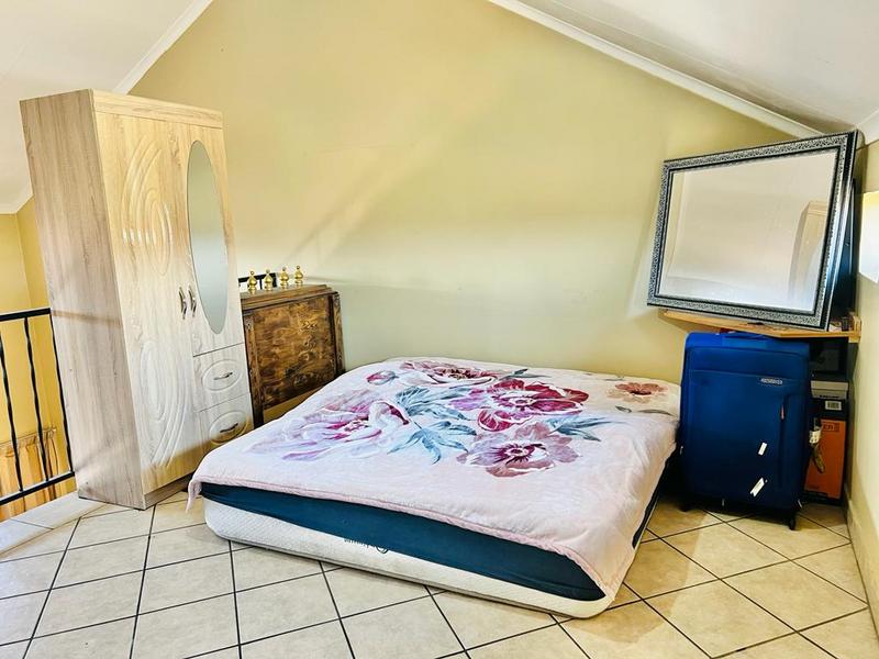 3 Bedroom Property for Sale in Vorna Valley Gauteng