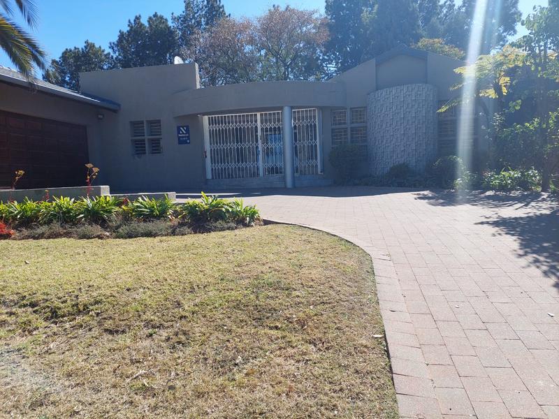 4 Bedroom Property for Sale in Vorna Valley Gauteng