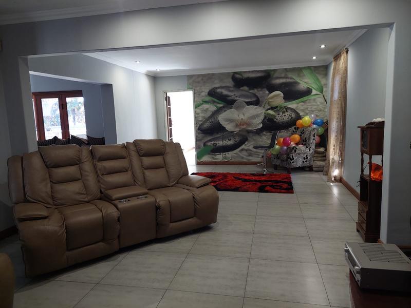 4 Bedroom Property for Sale in Vorna Valley Gauteng