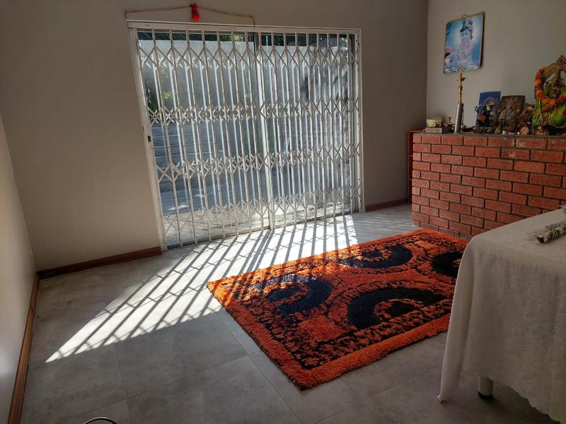 4 Bedroom Property for Sale in Vorna Valley Gauteng