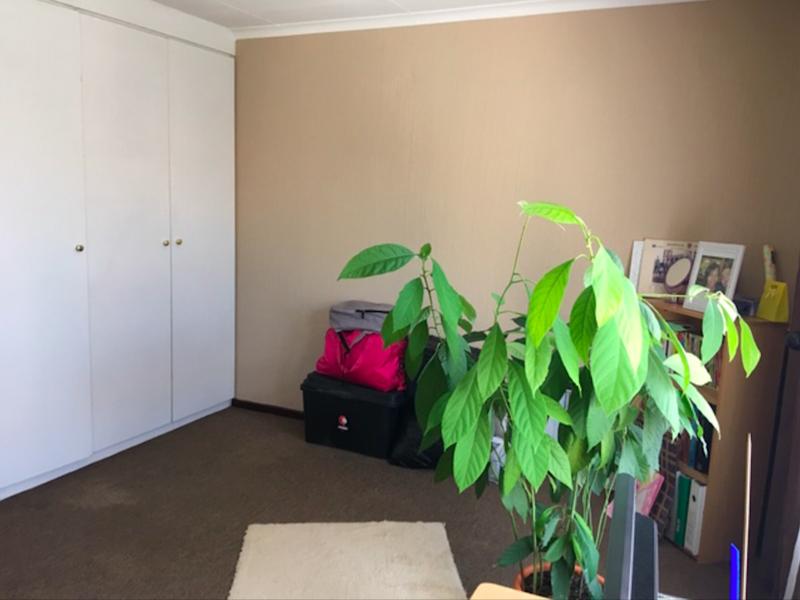 2 Bedroom Property for Sale in Vorna Valley Gauteng