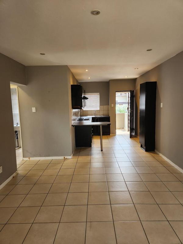 2 Bedroom Property for Sale in Buccleuch Gauteng