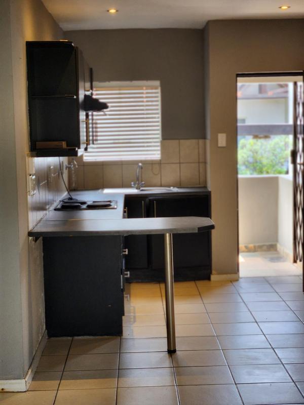 2 Bedroom Property for Sale in Buccleuch Gauteng