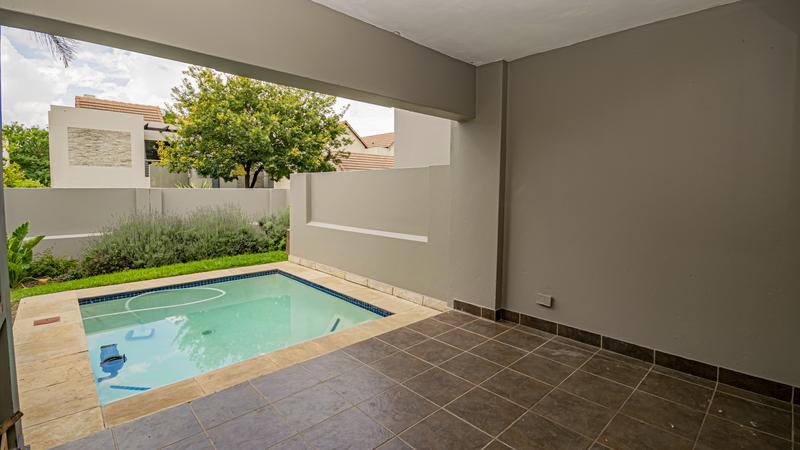 2 Bedroom Property for Sale in Fourways Gauteng