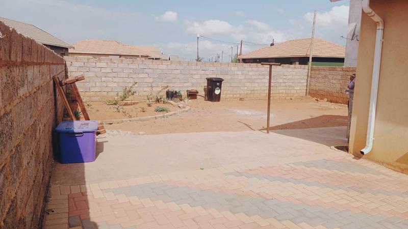 2 Bedroom Property for Sale in Protea Glen Gauteng