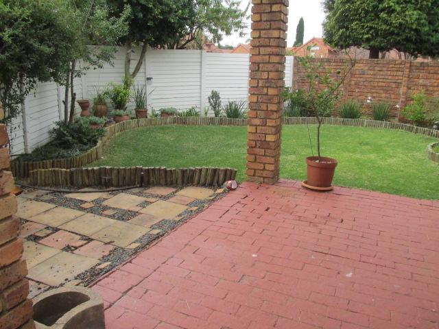 3 Bedroom Property for Sale in Elardus Park Gauteng