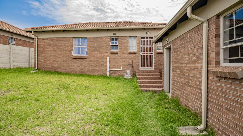 3 Bedroom Property for Sale in Thatchfield Gauteng