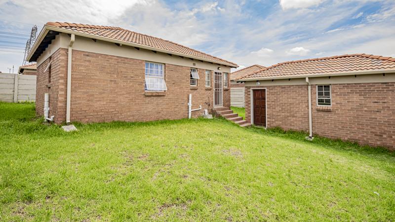 3 Bedroom Property for Sale in Thatchfield Gauteng