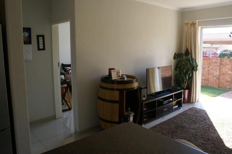 2 Bedroom Property for Sale in Kyalami Hills Gauteng