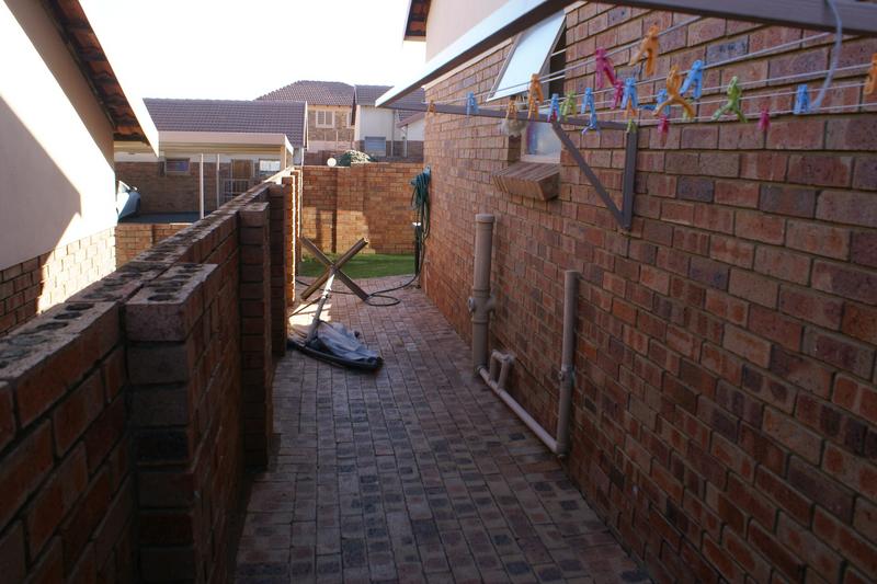 2 Bedroom Property for Sale in Kyalami Hills Gauteng