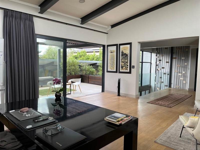 6 Bedroom Property for Sale in Waterfall Gauteng